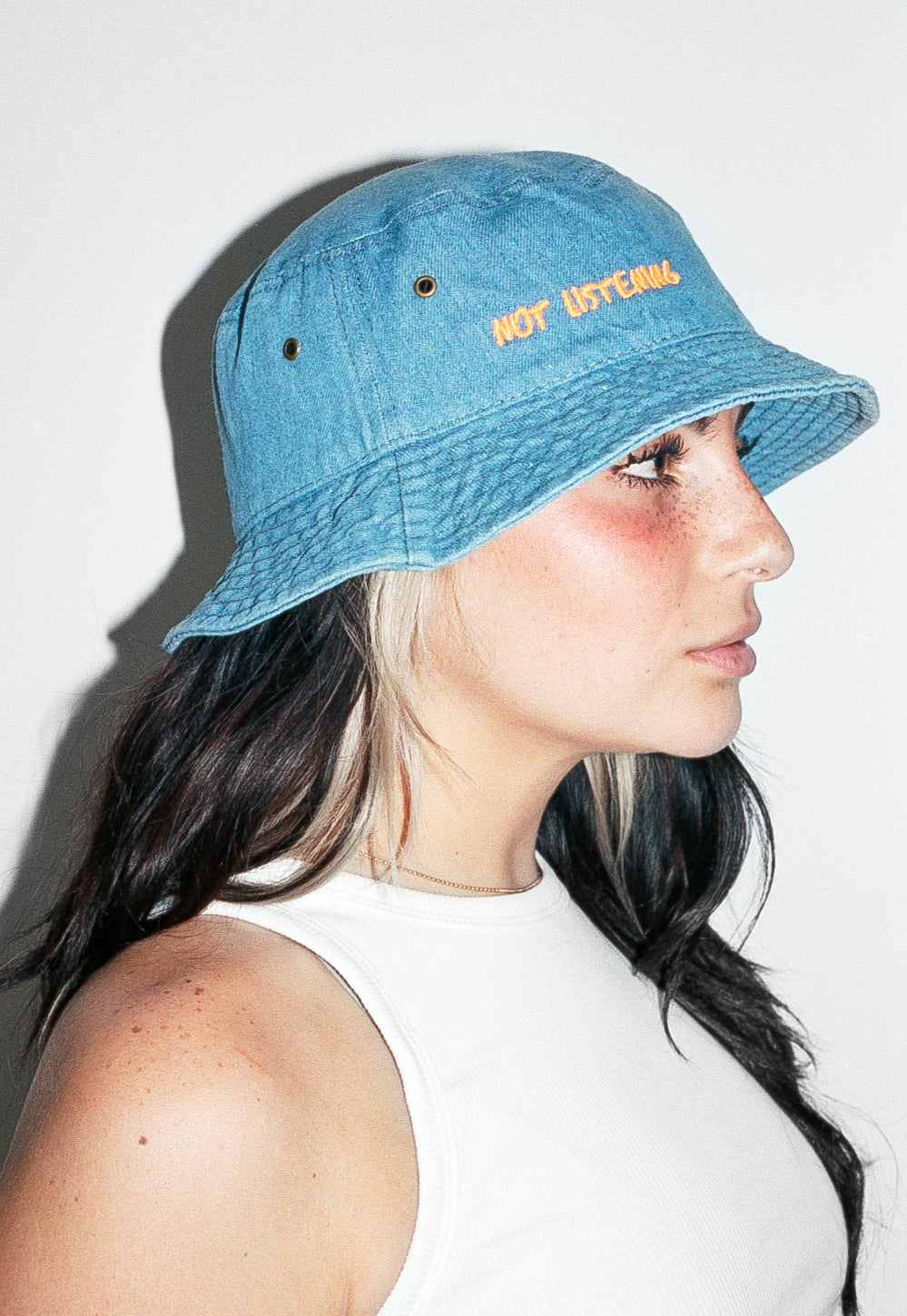 LOGO BUCKET HAT