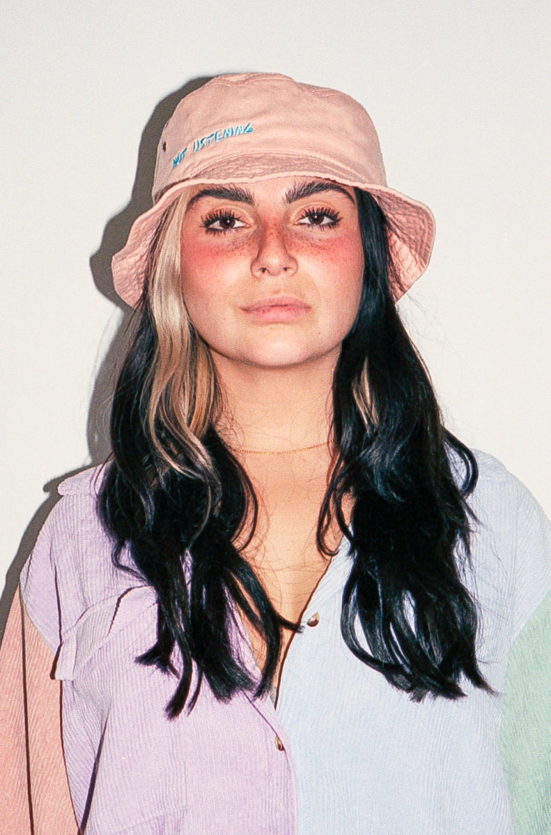 LOGO BUCKET HAT